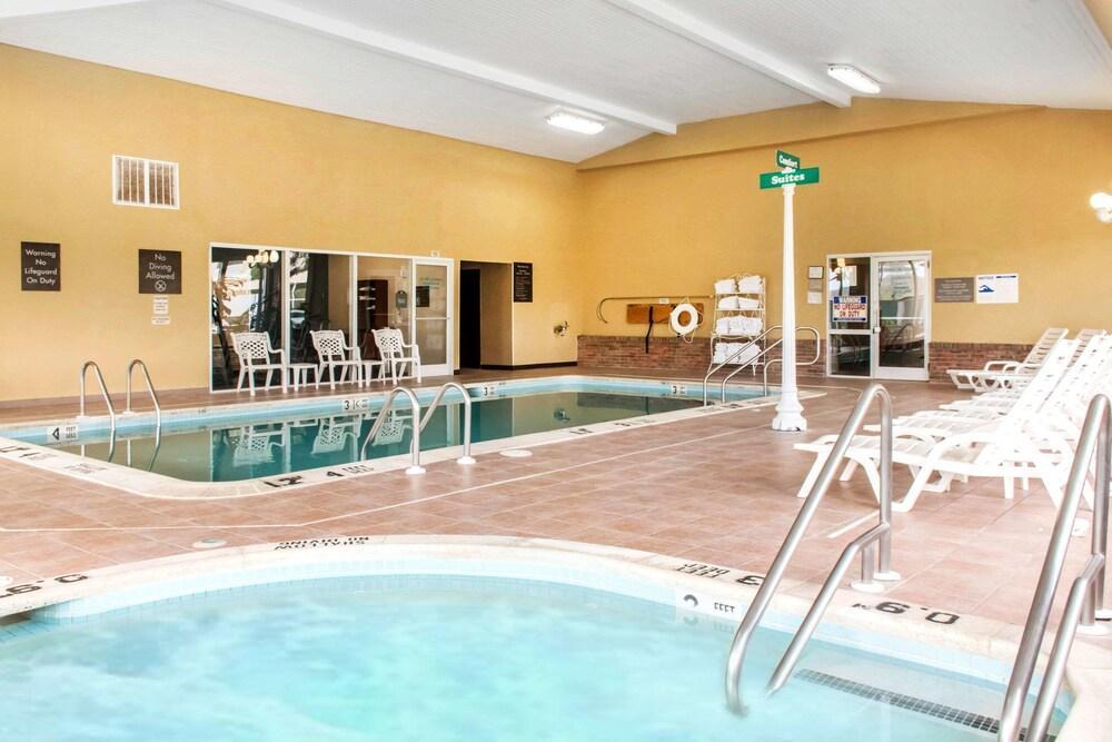 Hotel Comfort Near Montage Mountain Scranton