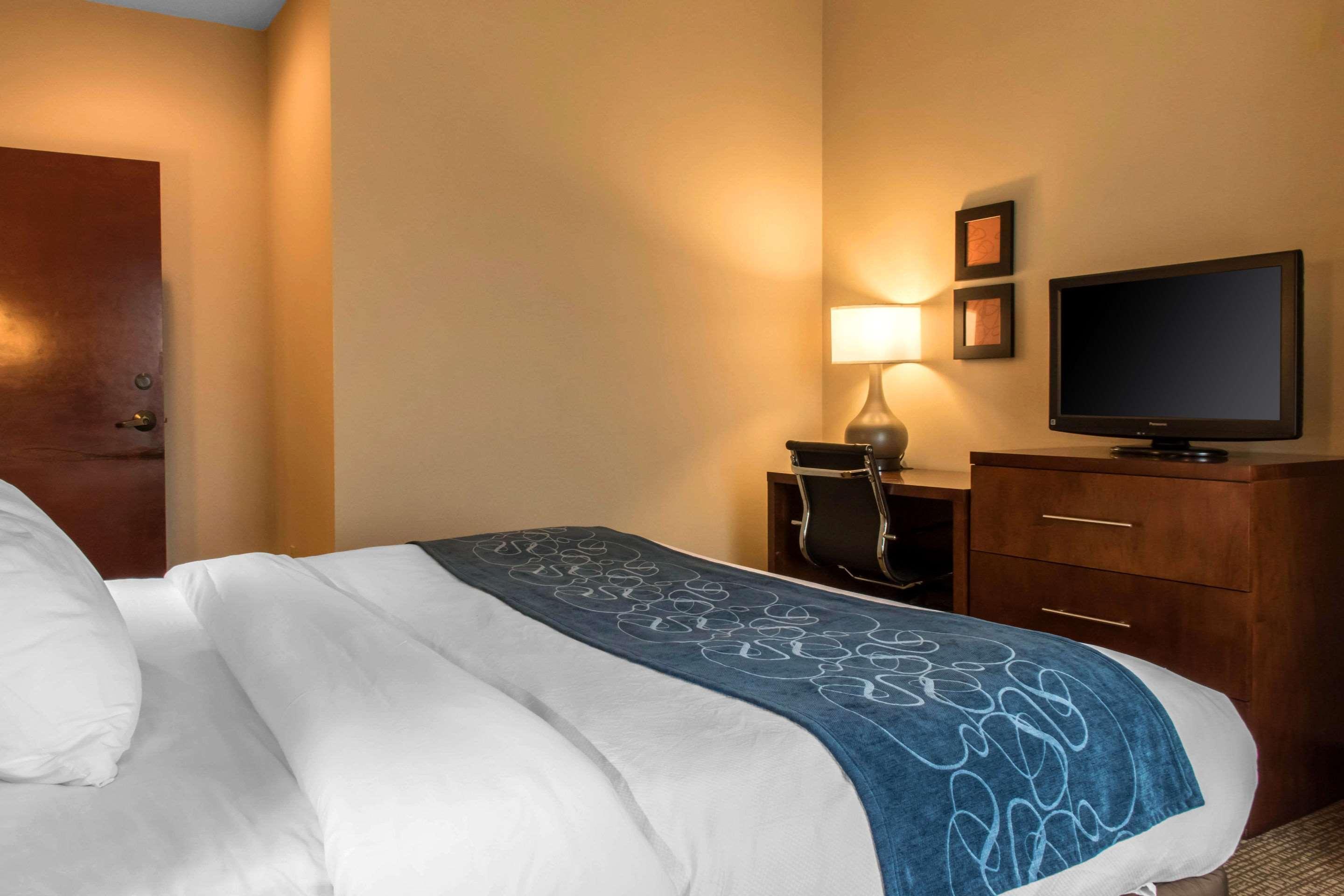 Comfort Near Montage Mountain Hotel
