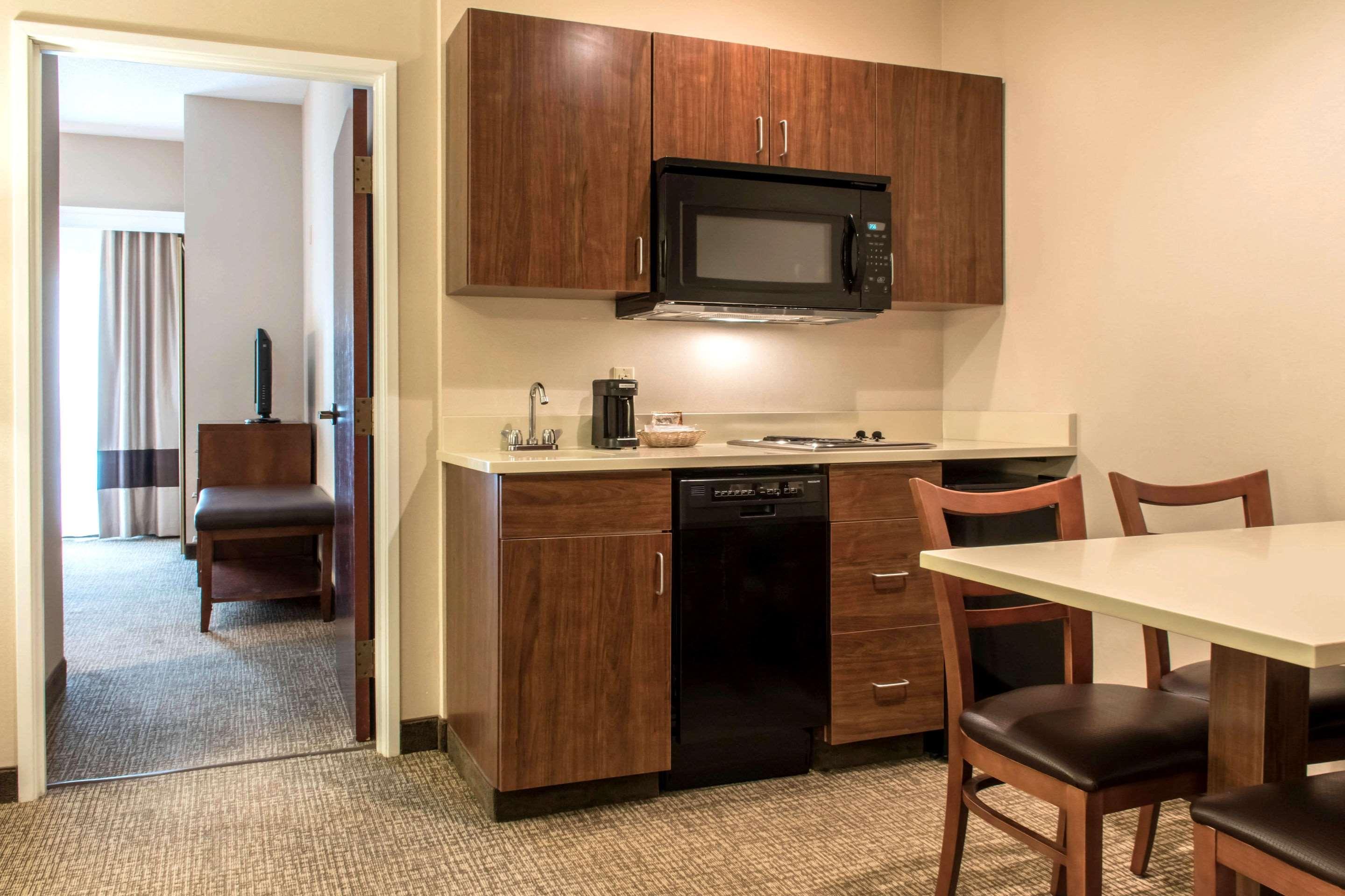 Comfort Near Montage Mountain Hotel 3*