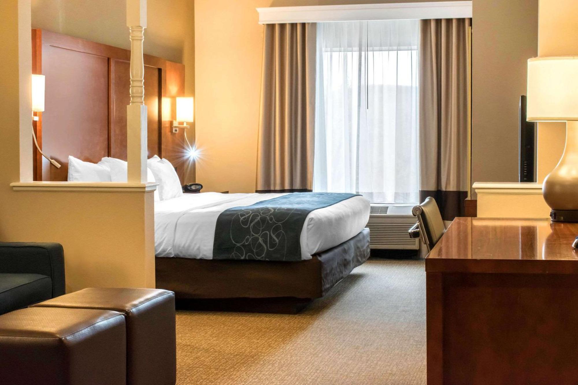 Hotel Comfort Near Montage Mountain 3*