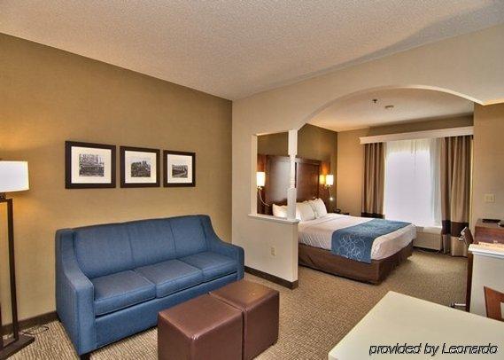Hotel Comfort Near Montage Mountain 3*